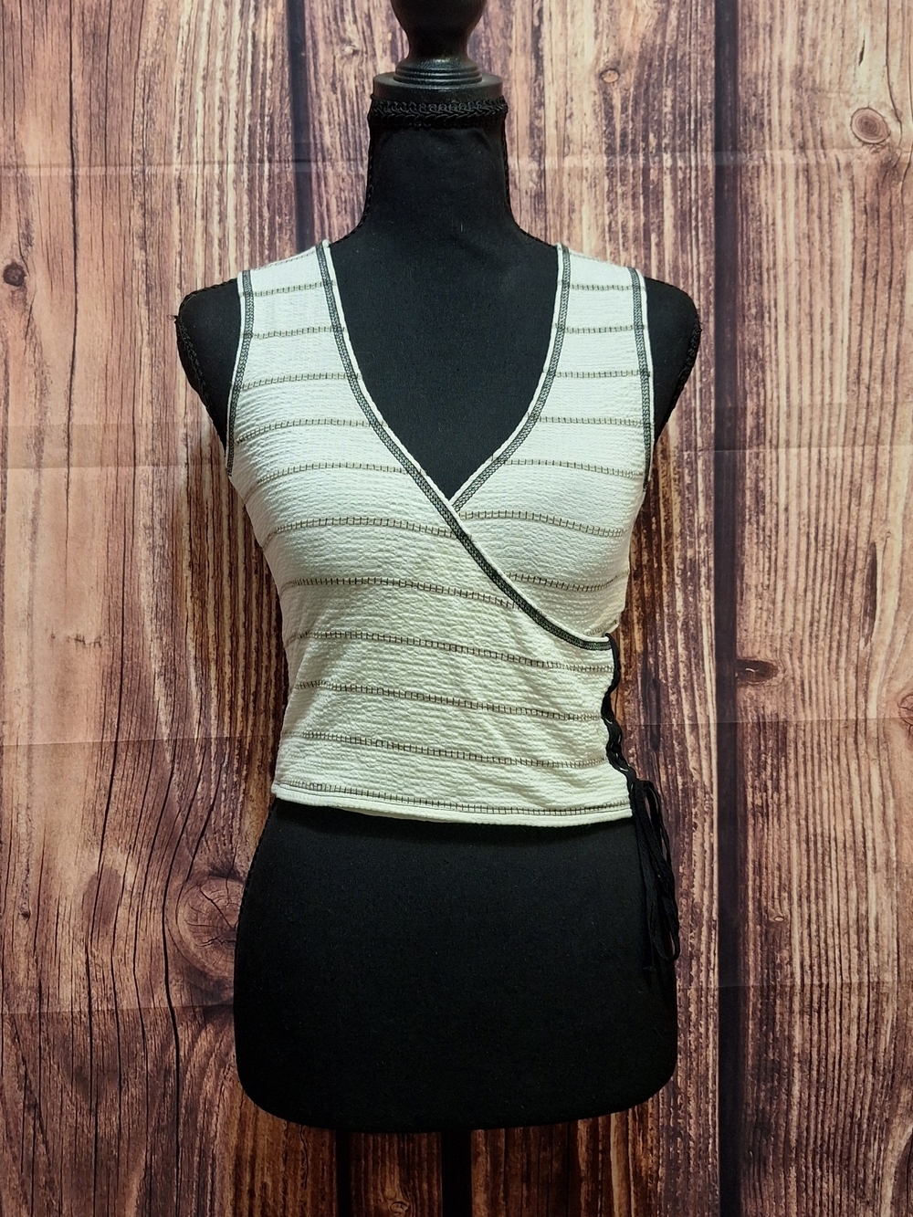 Gilded Intent Cream and Black Striped Wrap Cropped Tank Size XS